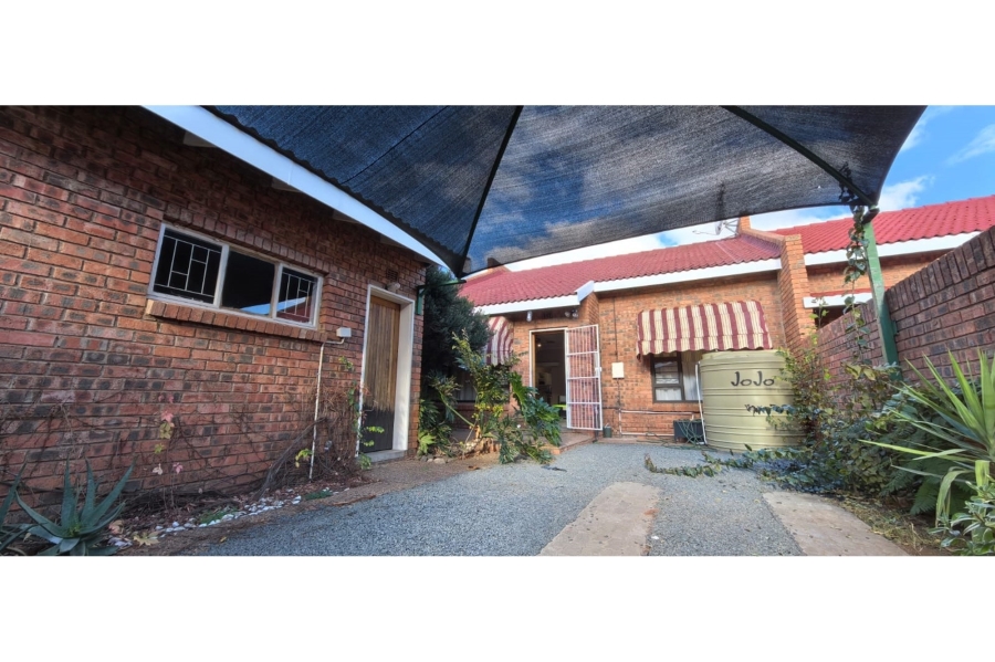 2 Bedroom Property for Sale in Memorial Road Area Northern Cape